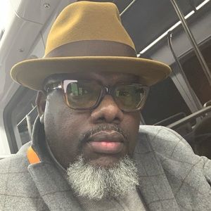 Meet your Posher, Philip